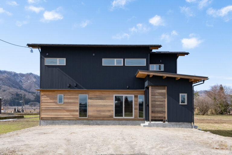 新築注文住宅施工事例をアップしました。 ｜注文住宅･リフォームなら村上市の工務店｜石田建築株式会社